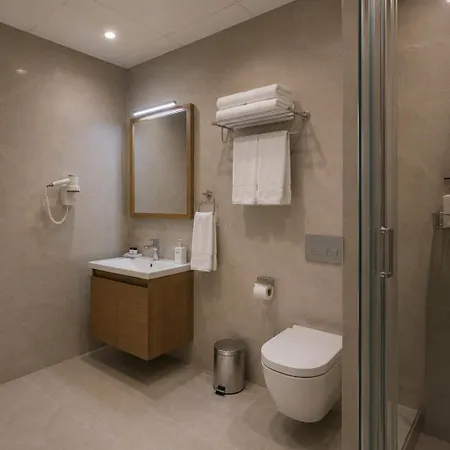 Arvenza Otel *